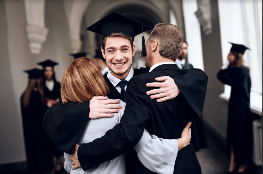 6 Graduation gift ideas that are sure to make you MVP